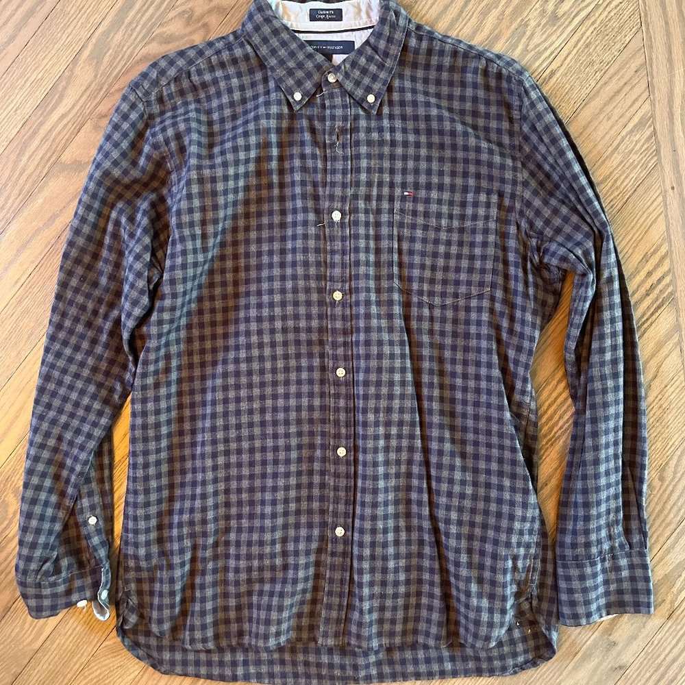 Tommy Hilfiger Classic Fit Gray/Navy Button Down | LARGE | Used